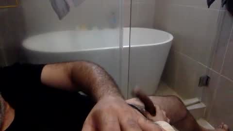 Snapshot of betoooox chatting on December 31, 2024, 3:53 pm Virtual Gentleman online show from December 31, 2024, 3:53 pm