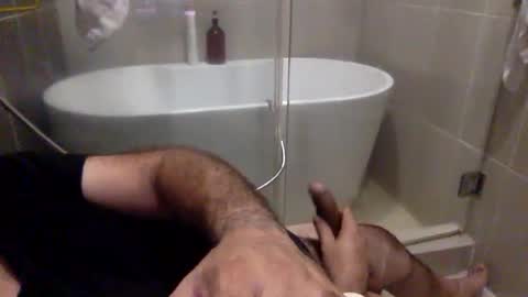 Snapshot of betoooox chatting on February 2, 2025, 12:30 am Virtual Gentleman online show from February 2, 2025, 12:30 am