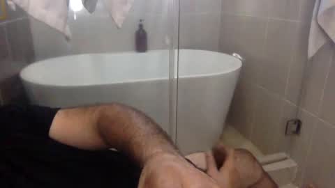 Snapshot of betoooox chatting on September 20, 2025, 12:28 pm Virtual Gentleman online show from September 20, 2025, 12:28 pm