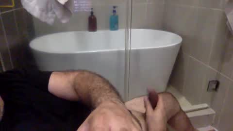 Snapshot of betoooox chatting on October 18, 2025, 12:35 am Virtual Gentleman online show from October 18, 2025, 12:35 am