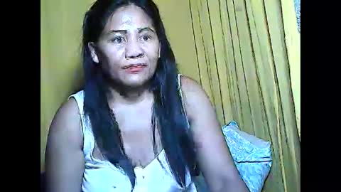 Snapshot of betty_83 chatting on October 16, 2025, 12:11 am betty_83 online show from October 16, 2025, 12:11 am