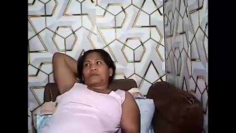 betty_83 online show from March 22, 2026, 12:41 pm