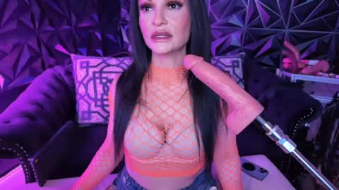 NatashaxoBangs online show from June 15, 2026, 12:13 am