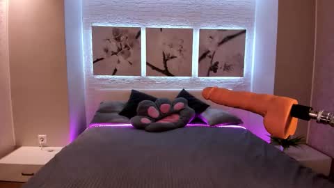 Betty online show from October 17, 2025, 8:33 pm