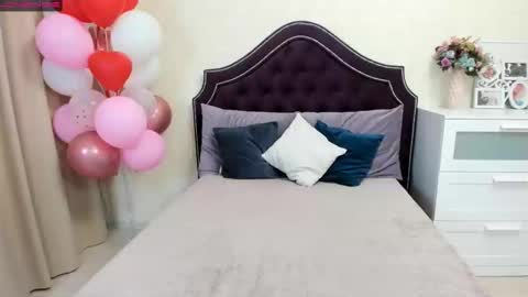 Mila Sweet online show from February 18, 2025, 4:26 am