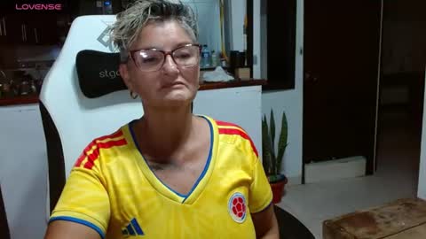 bibiana online show from June 24, 2026, 1:37 am