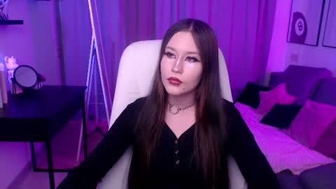 Snapshot of bety_white chatting on June 15, 2026, 7:32 am Katie online show from June 15, 2026, 7:32 am