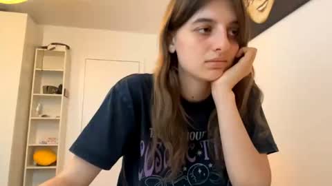 Snapshot of beulahweikert chatting on July 18, 2026, 5:17 pm Lina online show from July 18, 2026, 5:17 pm