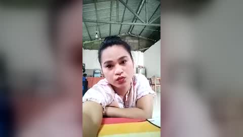 Snapshot of beuty_in_the_best_rose chatting on June 29, 2026, 6:52 am beuty_in_the_best_rose online show from June 29, 2026, 6:52 am