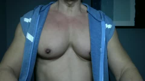 BGDKMUSCLEGUY - SELECTED BY CHATURBATE AS A TOP BROADCASTER FOR 2023 online show from December 30, 2024, 12:22 am