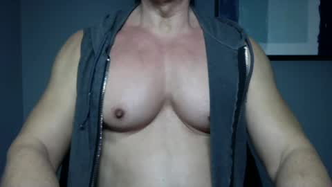 BGDKMUSCLEGUY - SELECTED BY CHATURBATE AS A TOP BROADCASTER FOR 2023 online show from January 6, 2025, 4:04 am