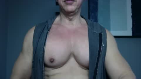 BGDKMUSCLEGUY - SELECTED BY CHATURBATE AS A TOP BROADCASTER FOR 2023 online show from January 26, 2025, 6:27 pm