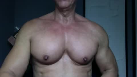 Snapshot of bgdkmuscleguy chatting on December 17, 2025, 3:45 am BGDKMUSCLEGUY - SELECTED BY CHATURBATE AS A TOP BROADCASTER FOR 2023 online show from December 17, 2025, 3:45 am