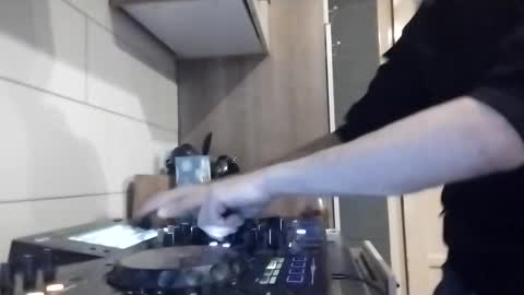 Snapshot of bhjjgg777 chatting on January 6, 2025, 1:42 am bhjjgg777 online show from January 6, 2025, 1:42 am