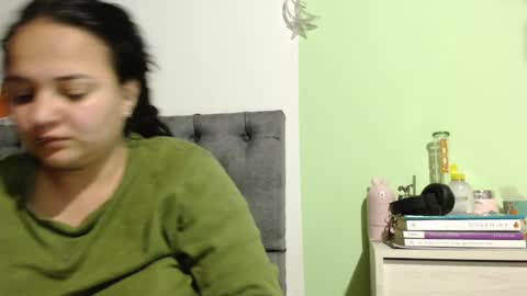 Snapshot of biabia_1 chatting on December 17, 2024, 11:59 pm BiaBia online show from December 17, 2024, 11:59 pm