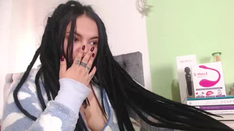 Snapshot of biabia_1 chatting on December 25, 2024, 4:43 pm BiaBia online show from December 25, 2024, 4:43 pm