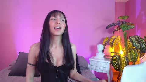 Snapshot of bianca_ks chatting on January 10, 2025, 3:07 am Bianca online show from January 10, 2025, 3:07 am