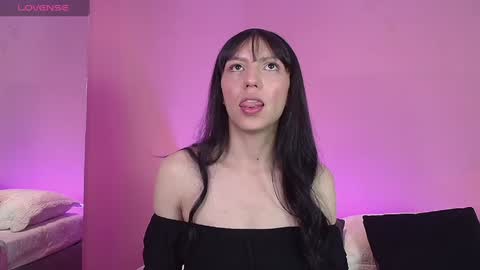 Snapshot of bianca_ks chatting on January 25, 2025, 3:19 am Bianca online show from January 25, 2025, 3:19 am