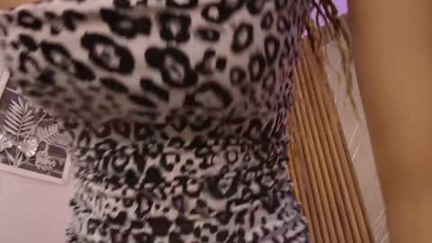biancaa__18 online show from April 28, 2026, 7:30 pm