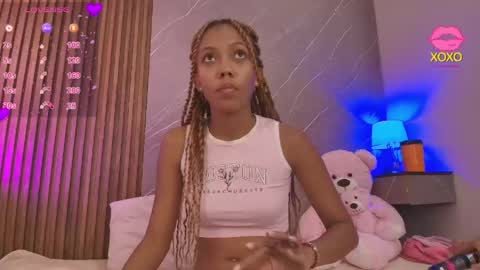 biancaa__18 online show from May 2, 2026, 7:41 pm