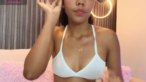 biancaa__18 online show from June 30, 2026, 7:26 pm