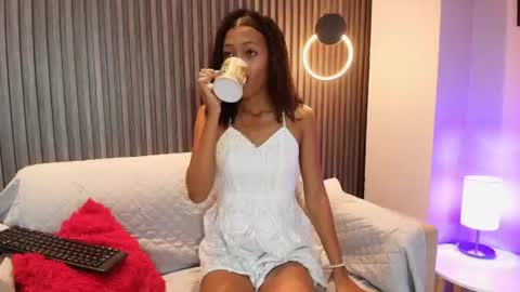 biancaa__18 online show from July 12, 2026, 12:07 pm