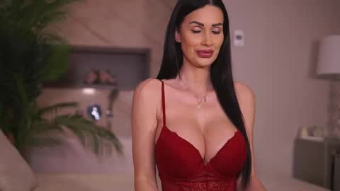 Snapshot of biancacain chatting on May 5, 2026, 1:19 pm Bianca online show from May 5, 2026, 1:19 pm
