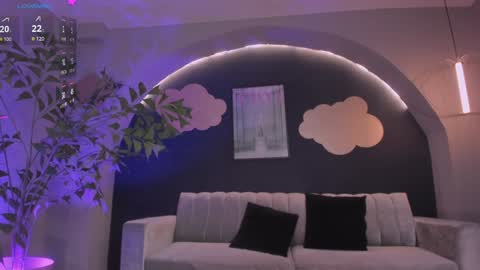 Bianca Pierce online show from December 19, 2024, 6:12 pm