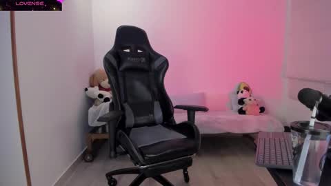 Biancastrong.. IGThebiancastrong online show from October 14, 2025, 2:12 am