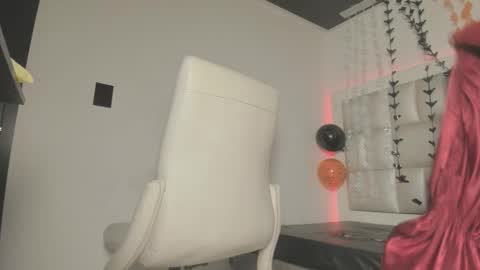 Snapshot of bibiana_js_ chatting on October 28, 2025, 11:58 am bibiana_js_ online show from October 28, 2025, 11:58 am