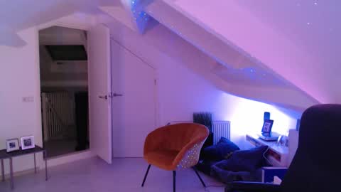 Bickel online show from December 19, 2025, 2:51 am