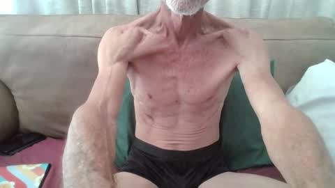 BiEntry online show from February 4, 2026, 5:46 am