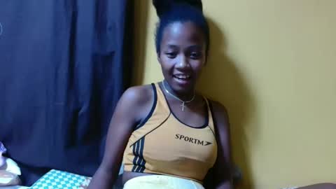 Snapshot of bienvenue987832 chatting on April 18, 2026, 7:58 pm bienvenue987832 online show from April 18, 2026, 7:58 pm