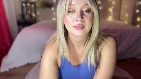 Snapshot of big_ass_blonde chatting on December 20, 2024, 4:09 am Eva online show from December 20, 2024, 4:09 am
