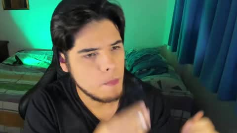 Logan Sprouse online show from April 22, 2026, 11:50 pm