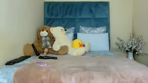 Snapshot of big_melons2001 chatting on March 20, 2026, 10:47 pm big_melons2001 online show from March 20, 2026, 10:47 pm