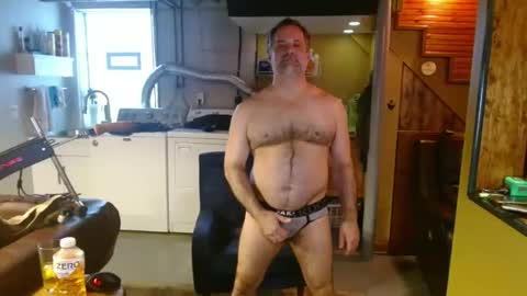 Snapshot of bigassman46 chatting on February 7, 2026, 2:54 pm Straight Dave online show from February 7, 2026, 2:54 pm