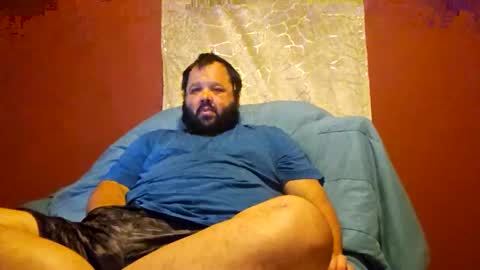 Liam online show from October 18, 2025, 7:09 am