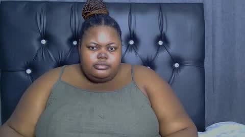 Natasha online show from September 15, 2025, 9:59 pm