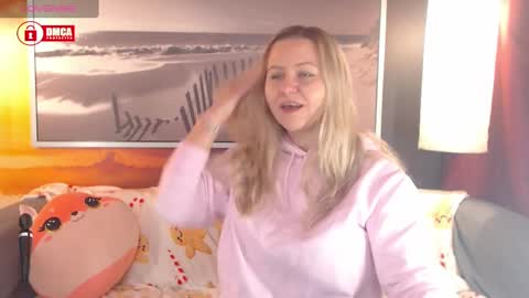 BigBoobsArri online show from December 17, 2024, 8:12 am