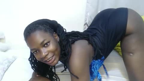 Snapshot of bigboobys123 chatting on October 30, 2025, 5:31 am bigboobys123 online show from October 30, 2025, 5:31 am