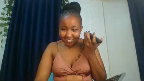 BigBoootyy online show from September 22, 2025, 6:32 pm