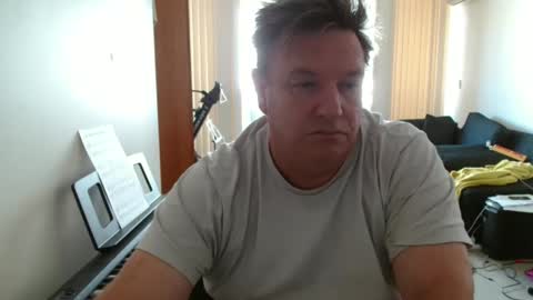 Snapshot of bigboybenny176 chatting on April 18, 2026, 3:43 am bigboybenny176 online show from April 18, 2026, 3:43 am