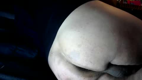 bigboybigbutt69 online show from June 16, 2026, 7:44 am
