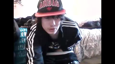 AllOfTheLovin online show from February 5, 2025, 4:14 pm