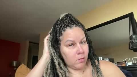 BIG BREAST SABRINA online show from May 7, 2026, 1:05 pm