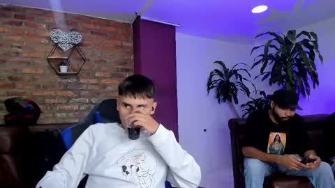 MOD ramon My team is mickey and roman online show from December 15, 2025, 1:26 pm