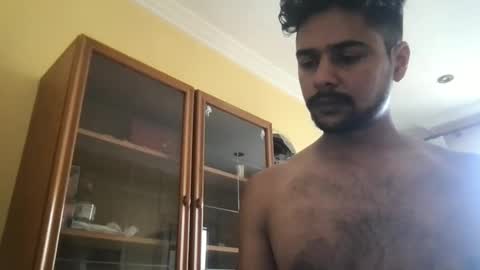 bigbrown_boy online show from September 19, 2025, 8:38 am