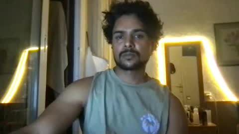 bigbrown_boy online show from April 30, 2026, 8:04 pm