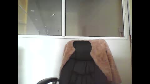 bigbumboobs98 online show from September 29, 2025, 11:59 am